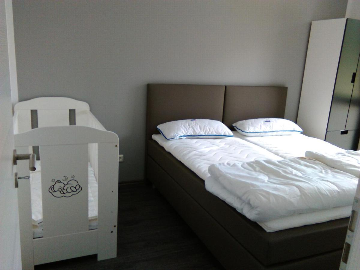 Ferienwohnung Am Seglerhafen Peenemunde Exterior foto